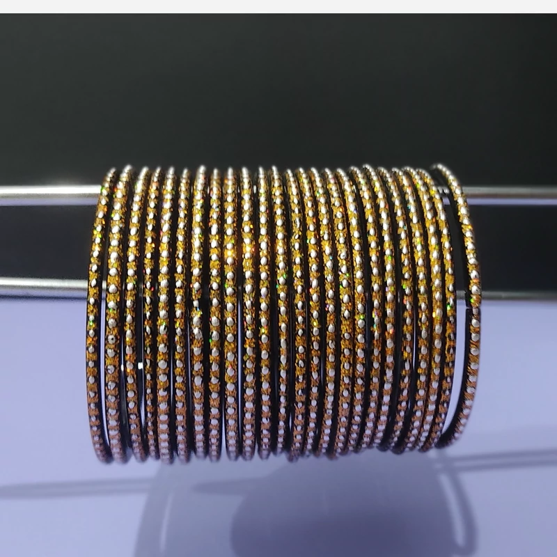 النگو شیشه ای هندی رنگ مشکی طلایی سایز 2 (24 عدد 280 هزار )